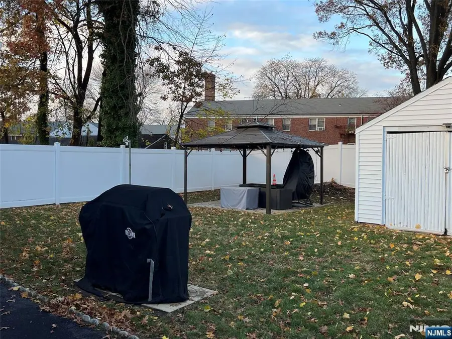 47 Dupont Place, Irvington, NJ 07111 - Image #3