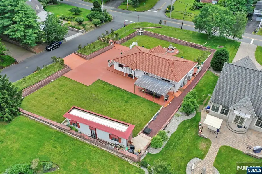 85 Francisco Avenue, Little Falls, NJ 07424 - Image #3