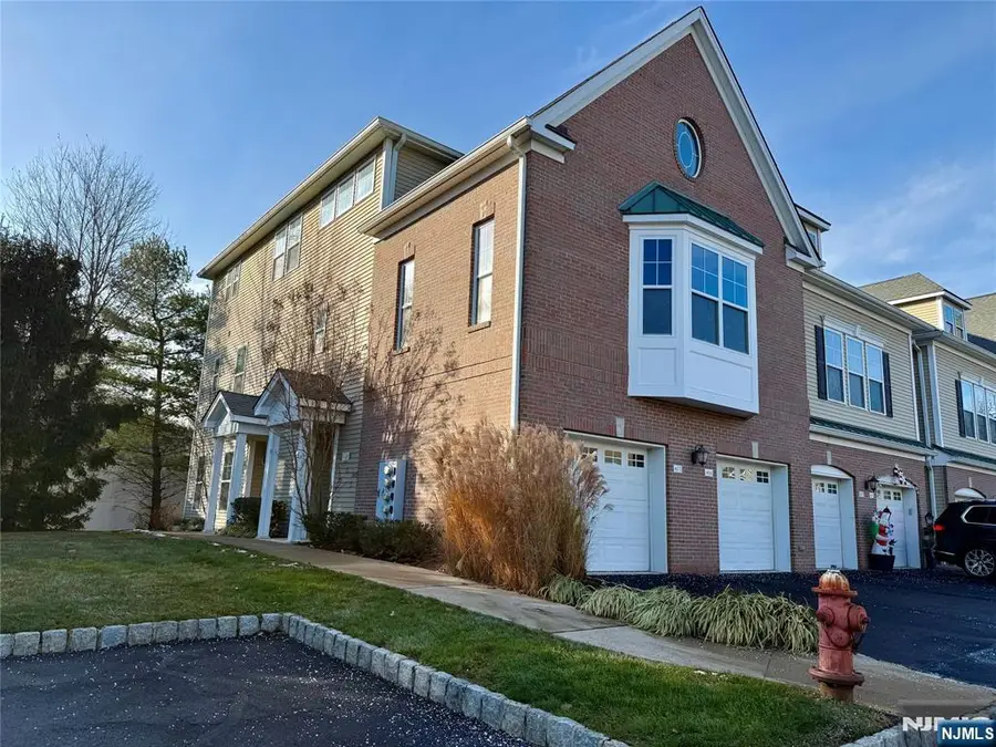 401 River Place, Butler, NJ 07405 - Image #2