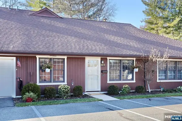 32-3 Tamaron Drive, Waldwick, NJ 07463