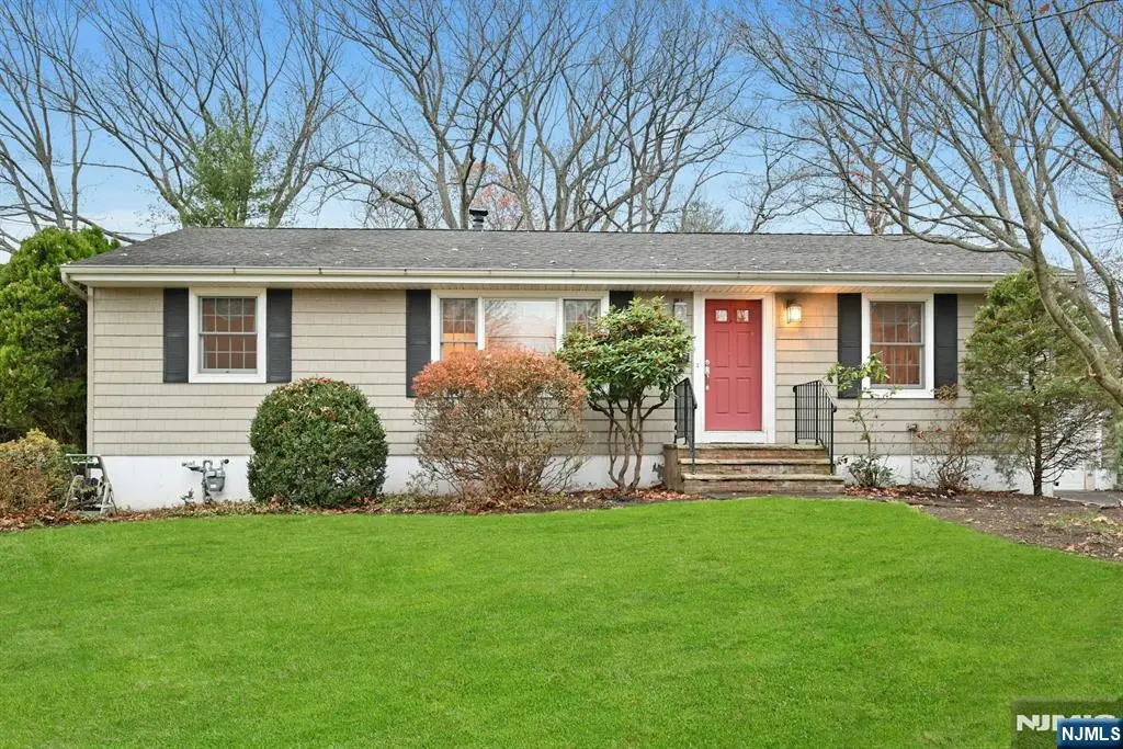 3 Hinson Place, Park Ridge, NJ 07656 - Image #1
