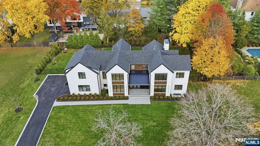 12 Irene Court, Demarest, NJ 07627 - Image #2