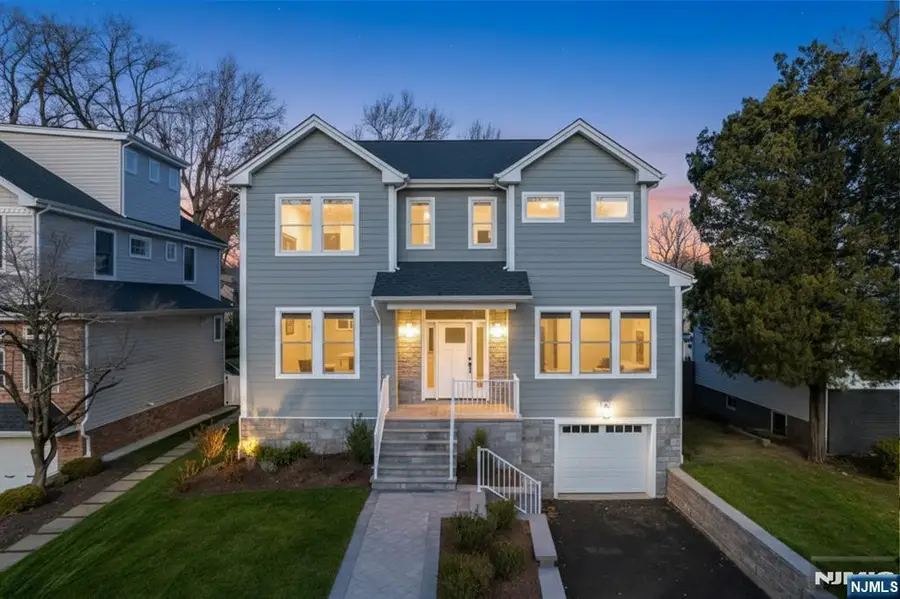 16 Stephen Street, Montclair, NJ 07042 - Image #2