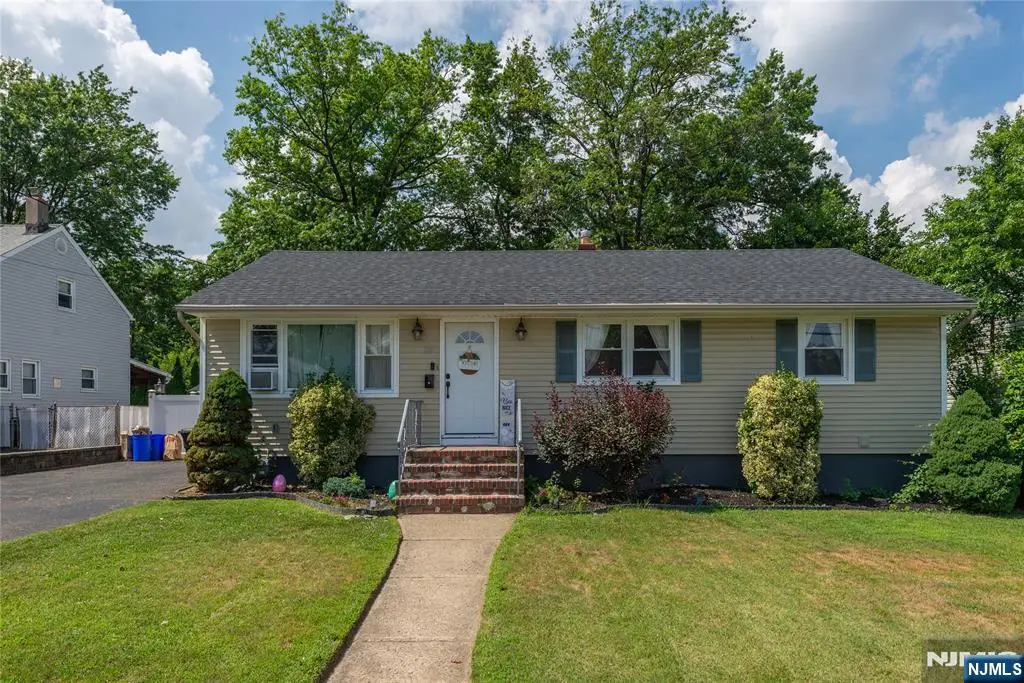 527 Lyster Avenue, Saddle Brook, NJ 07663 - Image #1