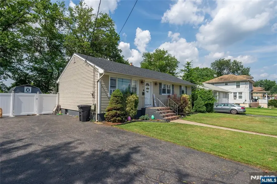527 Lyster Avenue, Saddle Brook, NJ 07663 - Image #3