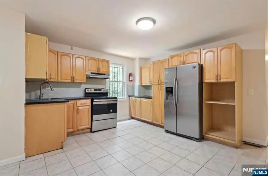 70 Sherman Avenue, Newark, NJ 07114 - #2
