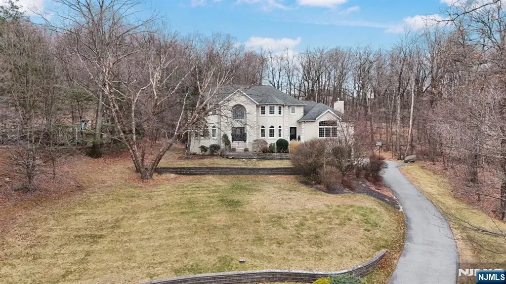 45 Alize Drive, Kinnelon, NJ 07405 - Image #1