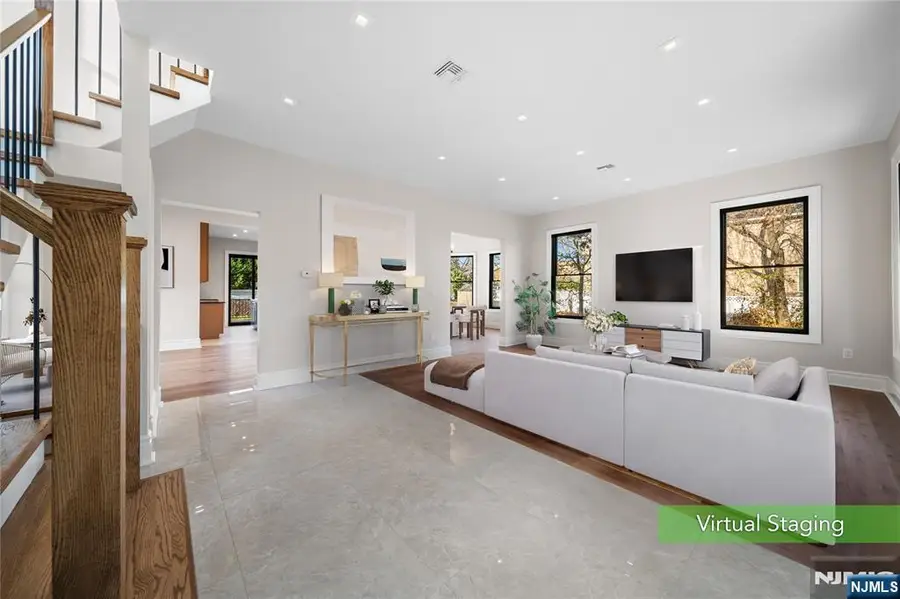 475 Morse Avenue, Ridgefield, NJ 07657 - Image #3