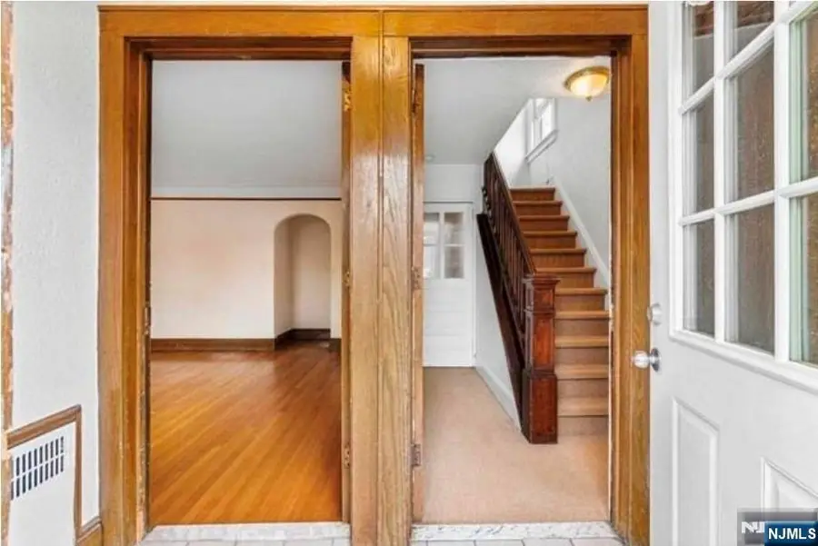 899 Maple Avenue, Ridgefield, NJ 07657 - Image #2