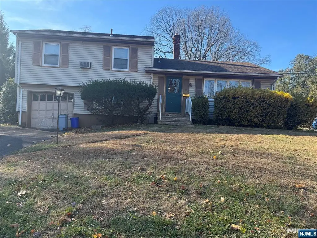 11 Pierce Avenue, Cresskill, NJ 07626 - Image #1