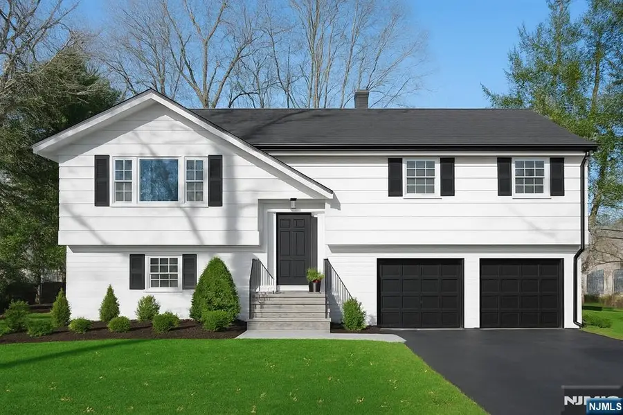 131 Momar Drive, Ramsey, NJ 07446 - Image #2