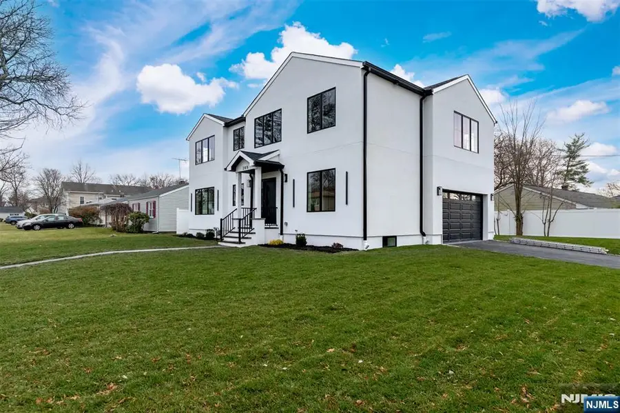 285 Wayne Avenue, River Edge, NJ 07661 - #2