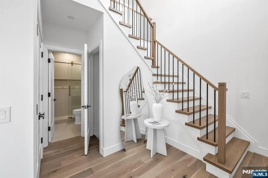 285 Wayne Avenue, River Edge, NJ 07661 - #3