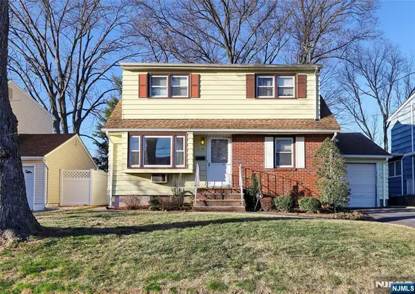 9-14 Essex Place, Fair Lawn, NJ 07410