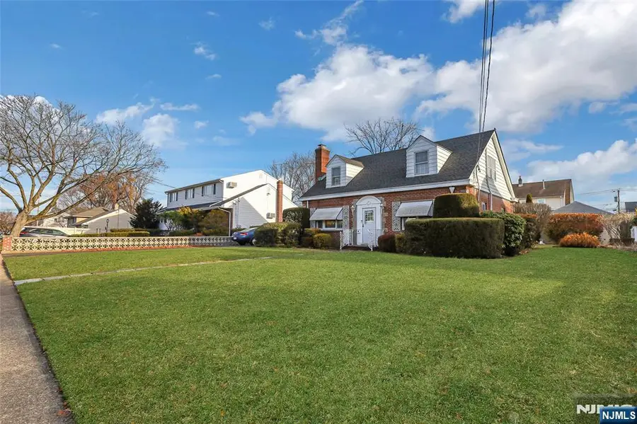 6-17 4th Street, Fair Lawn, NJ 07410 - Image #3