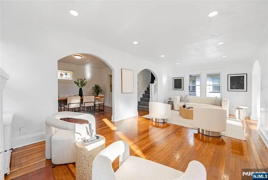 341 Van Buren Avenue, Teaneck, NJ 07666 - Image #3