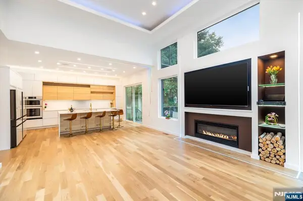 145 Midwood Road, Glen Rock, NJ 07452