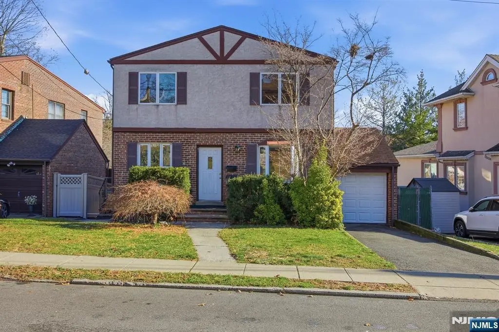 1026 Jassamine Way, Fort Lee, NJ 07024 - #1