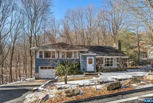 91 Germantown Road, West Milford, NJ 07480