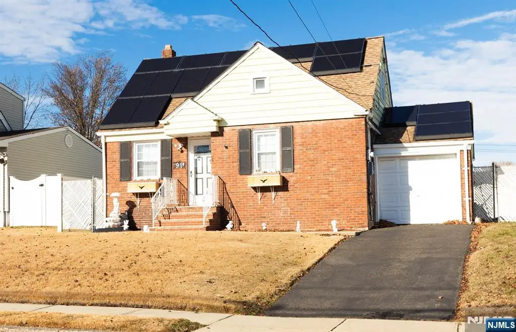 91 Birchwood Drive, Elmwood Park, NJ 07407 - Image #1