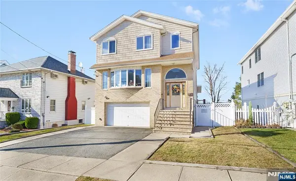 17 Pleasant Place, Kearny, NJ 07032