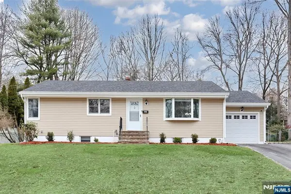 221 Raymond Street, Hillsdale, NJ 07642