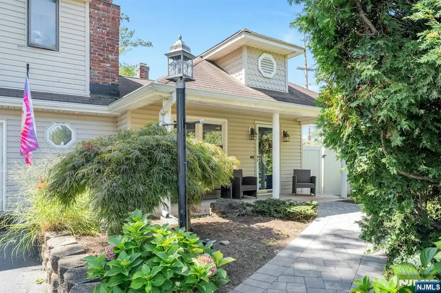 667 McKinley Avenue, Township Of Washington, NJ 07676 - Image #2