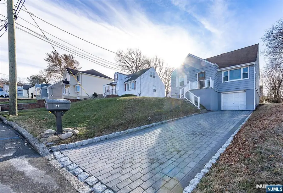 22 Ridgeview Drive, Woodland Park, NJ 07424 - Image #2