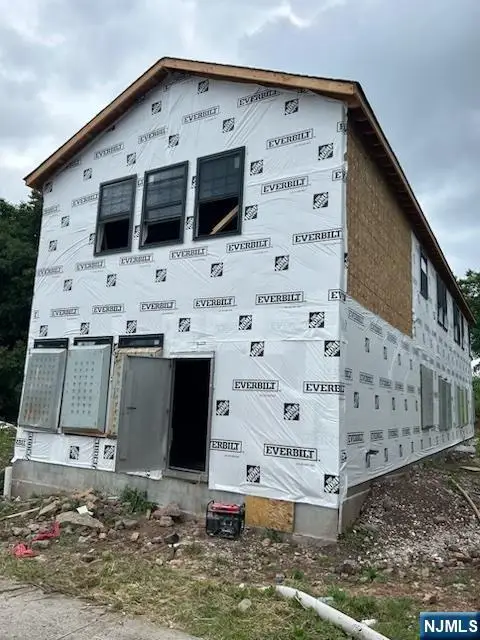 552 11th Street, Newark, NJ 07103 - Image #1