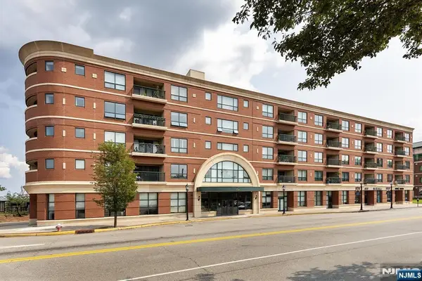 1 Orient Way 202, Rutherford, NJ 07070