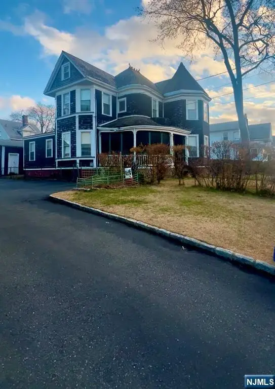 887-889 Degraw Avenue, Newark, NJ 07104 - Image #2