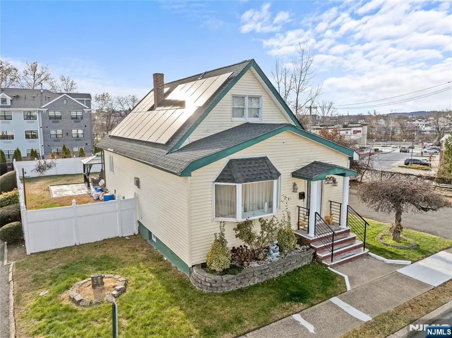 7-02 Lake, Fair Lawn, NJ 07410 - Image #2