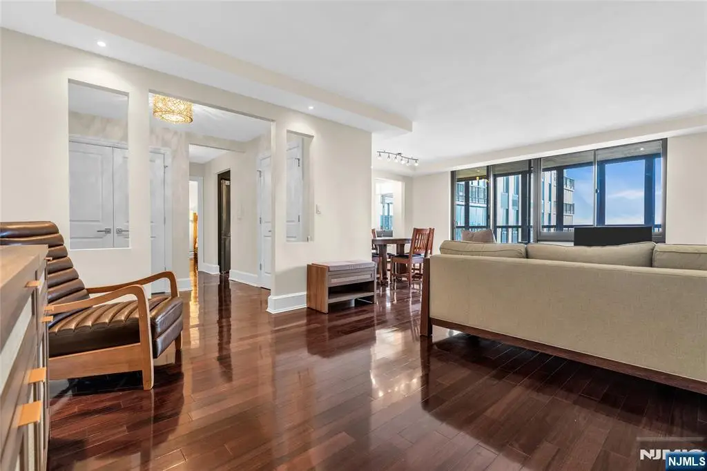 200 Winston Drive 1711, Cliffside Park, NJ 07010 - Image #1