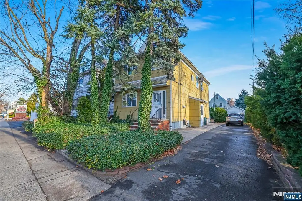 242 Main Avenue, Wallington, NJ 07057 - Image #1