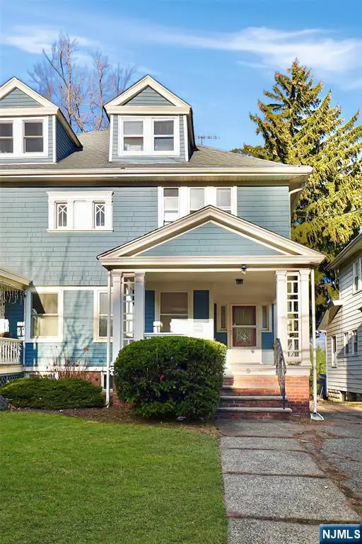 9 Hawthorne Place, Montclair, NJ 07042