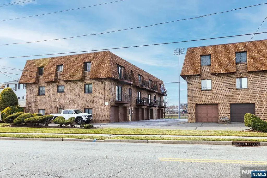 825 Riverside Avenue 205, Lyndhurst, NJ 07071 - Image #1