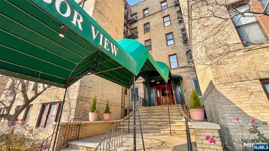 3315 Pleasant Avenue 521, Union City, NJ 07087 - Image #3