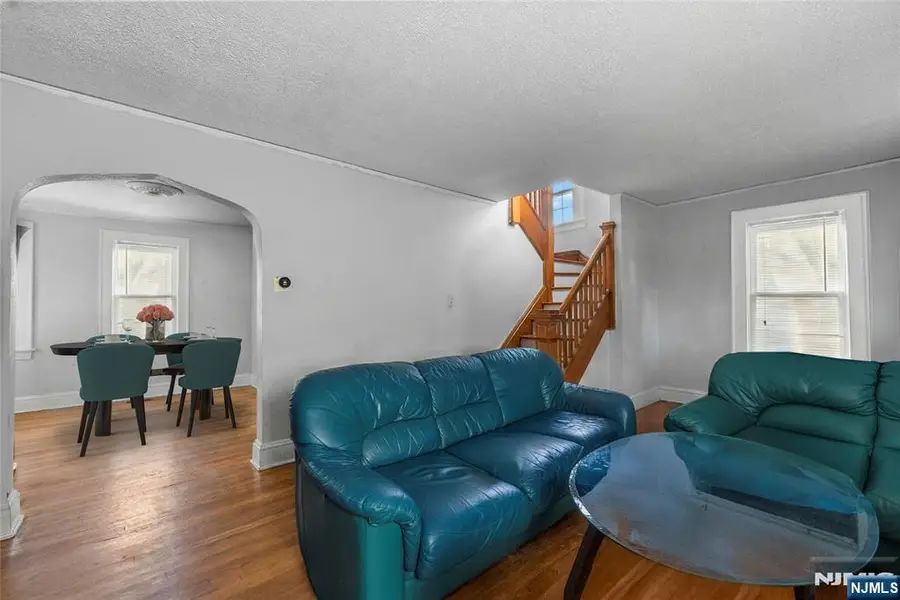 43 Esmond Place, Tenafly, NJ 07670 - Image #2