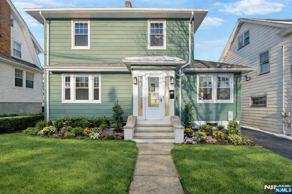 413 Franklin Avenue, Hasbrouck Heights, NJ 07604 - Image #1