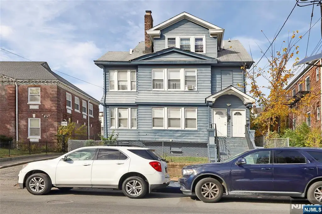 351 Osborne Terrace, Newark, NJ 07112 - Image #1
