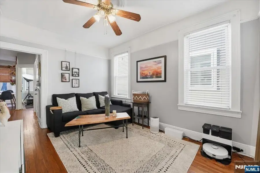 21 Myrtle Avenue, Jersey City, NJ 07305 - Image #2