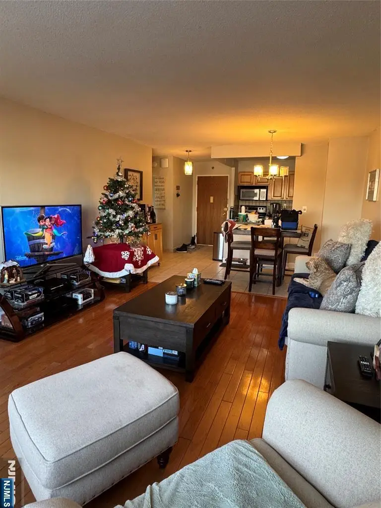 770 Anderson Avenue 9F, Cliffside Park, NJ 07010 - Image #3