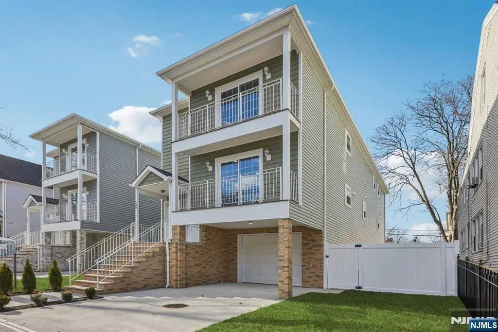 139 15th Street, East Orange, NJ 07017 - Image #1