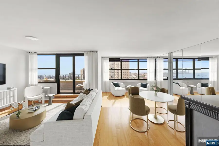 7002 Boulevard East 32F, Guttenberg, NJ 07093 - Image #2