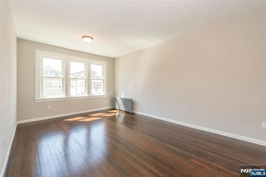 134 Knapp Avenue, Clifton, NJ 07011 - Image #2