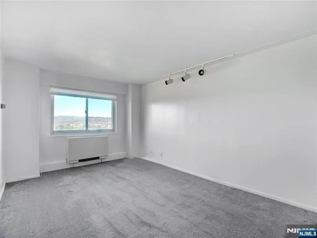 377 S Harrison Street 16O, East Orange, NJ 07018 - Image #1