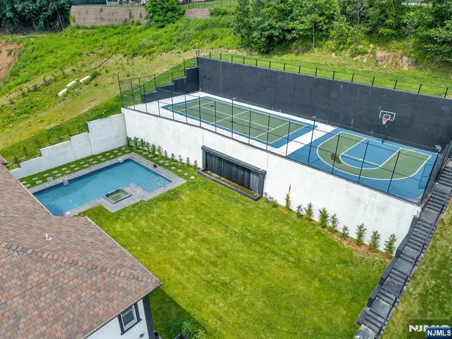 125 Hamilton Trail, Totowa, NJ 07512 - Image #3