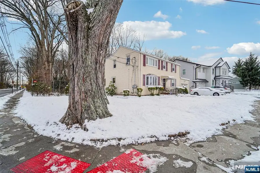 342 Lincoln Avenue, Elmwood Park, NJ 07407 - Image #2