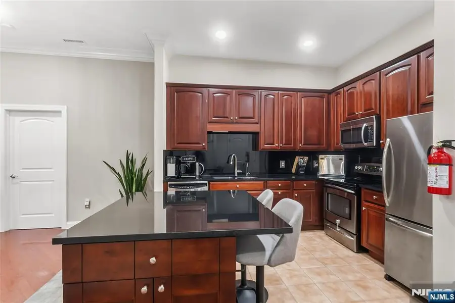 22 Ave At Port Imperial 504, West New York, NJ 07093 - #3