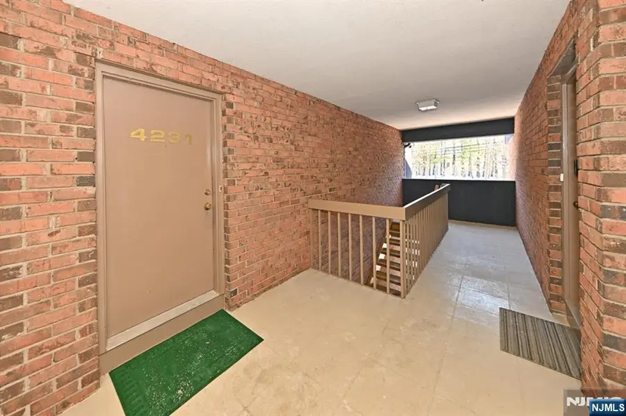 4231 Hilltop Road, Mahwah, NJ 07430 - Image #2